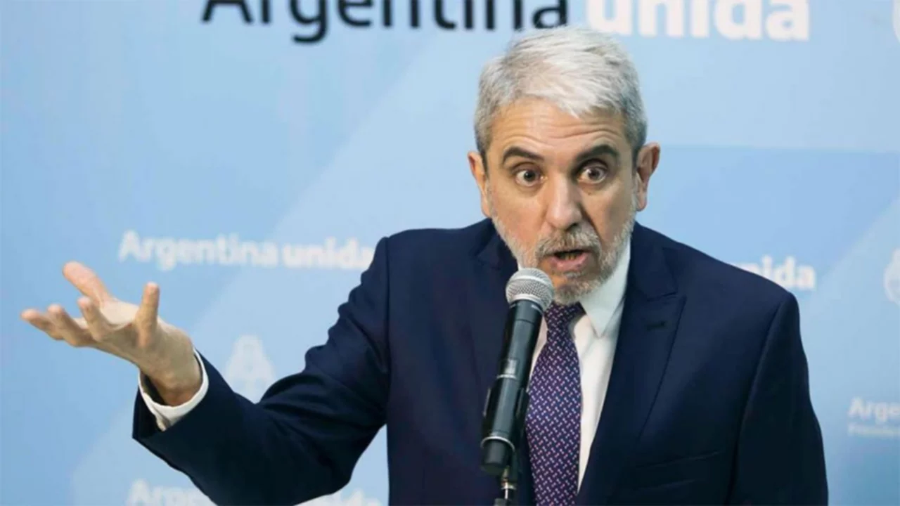 Aníbal Fernández sobre el gatillo fácil: "Hay estúpidos dentro de las fuerzas que actúan como mafiosos"