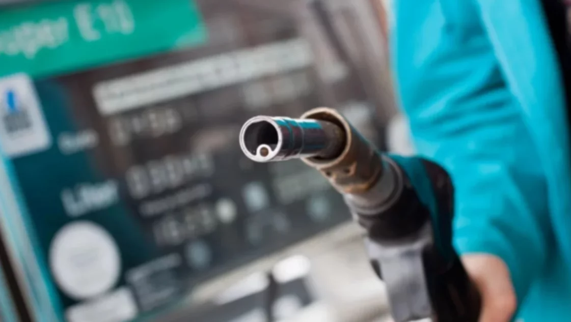 El sábado aumenta la nafta: cuánto pasará a costar en Bahía Blanca