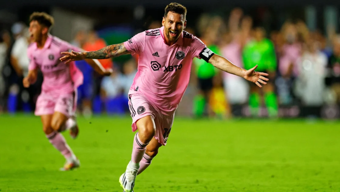 Único: Messi debutó e hizo ganar a Inter con un gol de tiro libre sobre la hora