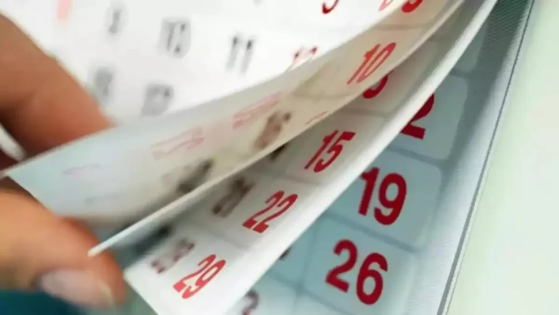 Feriados nacionales: el Gobierno definió el nuevo criterio para cuando caigan sábado o domingo