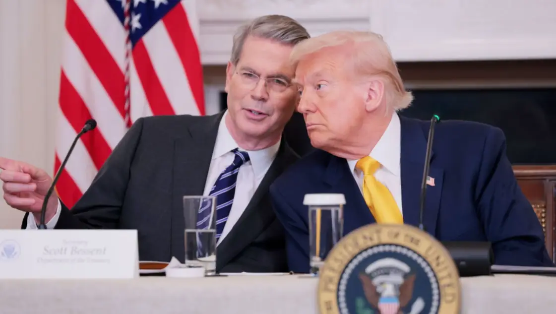 Estados Unidos anunció que negocia un swap de U$S 20.000 millones y que compraría deuda argentina