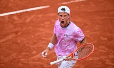 Schwartzman venció al alemán Struff y jugará contra Nadal en los cuartos de final
