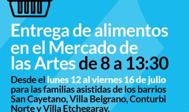 Entrega de alimentos del mes de julio en el Mercado de las Artes