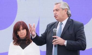 Con el Presidente y Cristina Fernández, el FdT cierra su campaña electoral