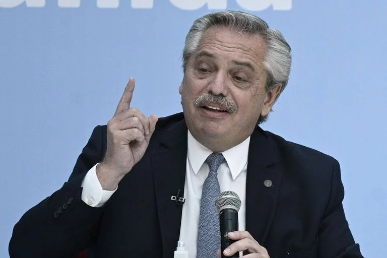 El Gobierno le pondrá fin a la doble indemnización y la prohibición de despidos