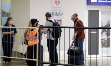 Detectaron el primer caso de la variante Ómicron en la Argentina: un hombre que vino de Sudáfrica