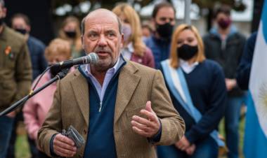 Moccero: "Sería bueno separar el Conurbano del resto de la Provincia"