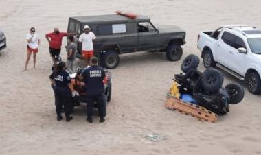 Pinamar: falleció una turista de 33 años que iba con sus hijos en cuatriciclo por los médanos