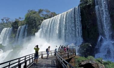 El Ministerio de Turismo ya trabaja en el Programa PreViaje 3