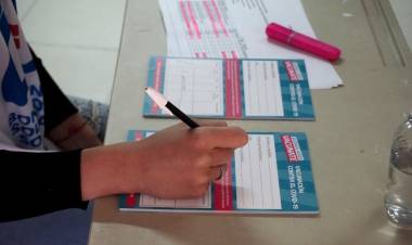 Covid en Bahía: fuerte caída en los contagios diarios