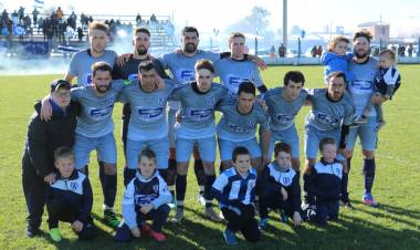 Arrancó la liguilla. El Progreso goleó a Peñarol de Pigué 4 a 1