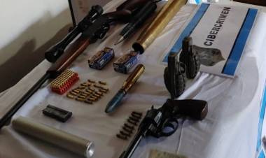 Punta Alta: realizan tres allanamientos por tenencia y distribución de material de abuso sexual infantil