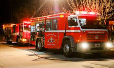Bomberos Voluntarios recomienda controlar la limpieza de canaletas y desagües