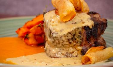 LOMO ASADO A LA MOSTAZA CON ZANAHORIAS