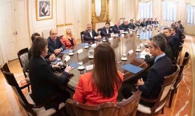 El Gobierno avanza en las reuniones con gobernadores por el Presupuesto 2025