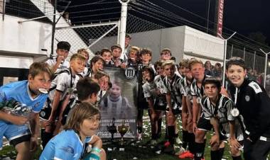 Blanco y Negro “Blanco” campeón del Torneo Patoruzitos