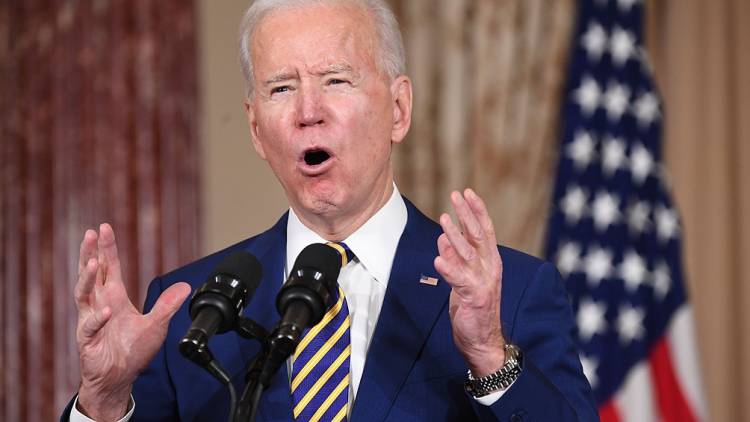 Biden presentó un ambicioso programa para combatir la pobreza
