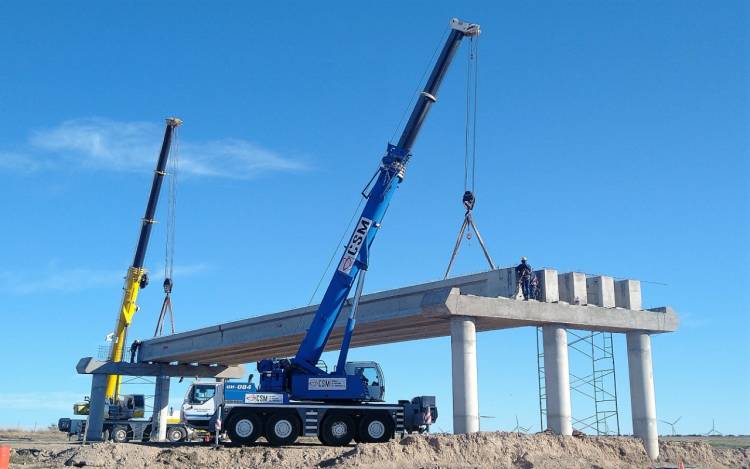 FINALIZÓ EL MONTAJE DE VIGAS EN LA AUTOPISTA RN 33 ENTRE BAHIA BLANCA Y TORNQUIST