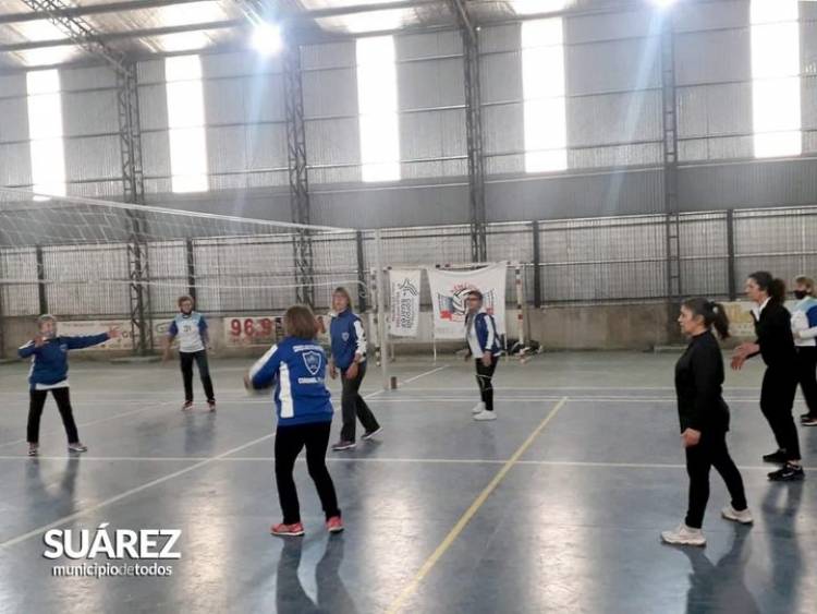 Encuentro recreativo de NewCom en Luz y Fuerza