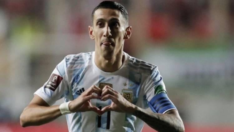 Argentina, con muchas bajas, defiende su invicto ante una urgida Colombia