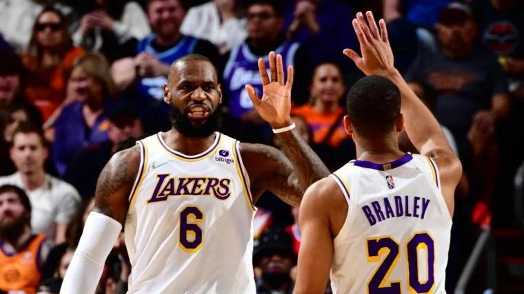 La cifra que le faltaba a LeBron y lo que pasó, curiosamente, en un partido de la ¡NBA!
