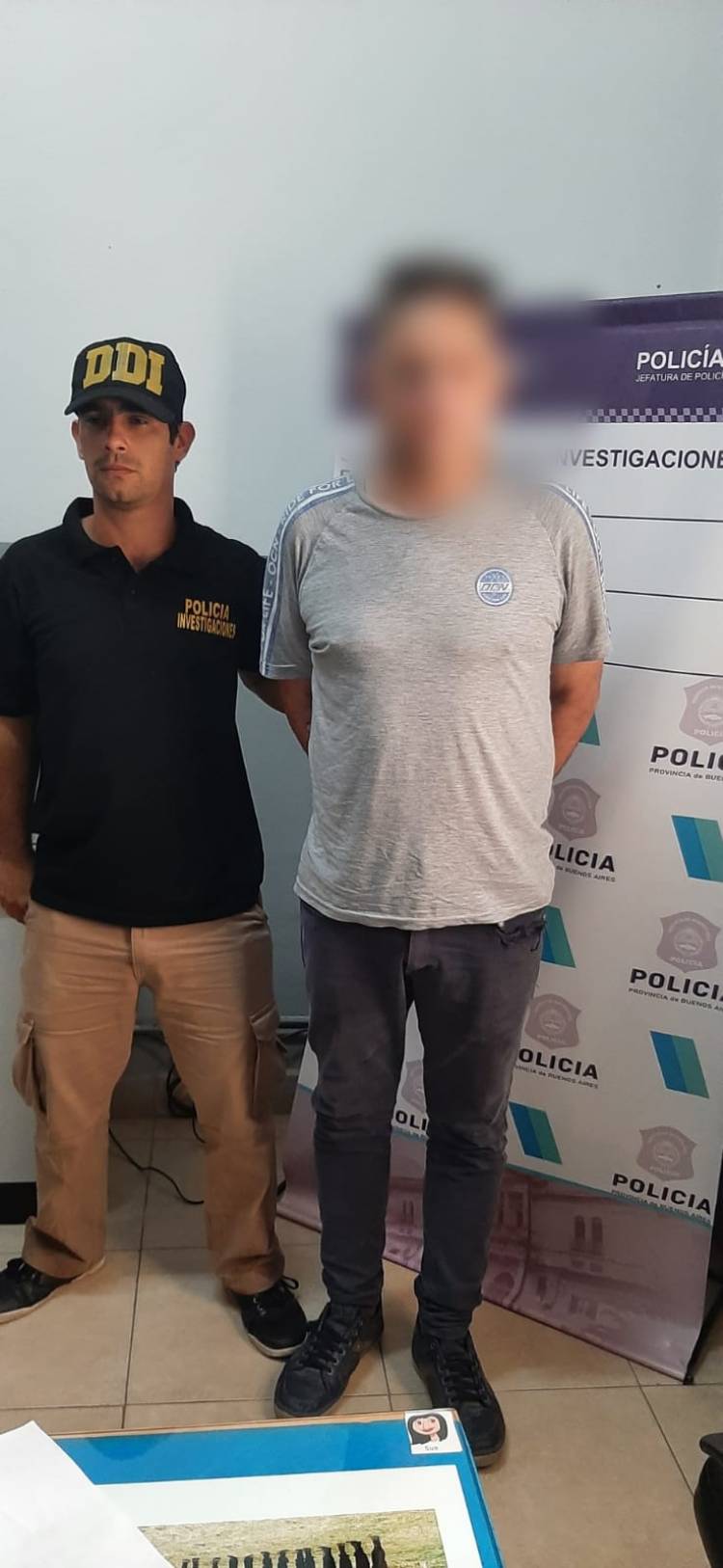 Detencion de efectivos policiales de SUBDDI CNEL SUAREZ por delito de facilitación de estupefacientes 