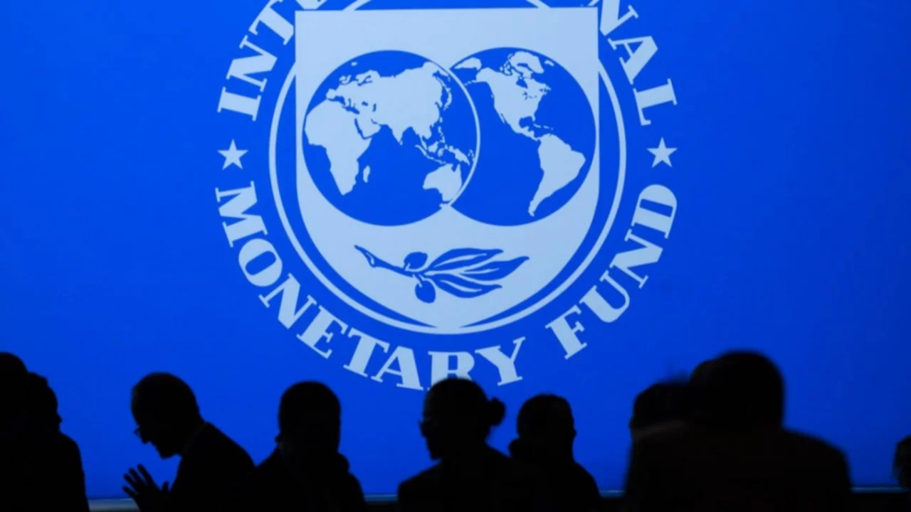 El directorio del FMI se reúne para analizar la aprobación del acuerdo con la Argentina