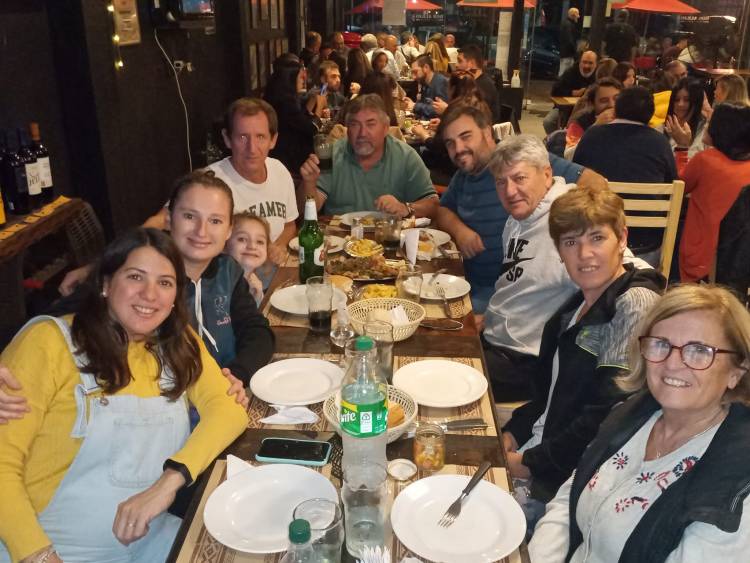 Cecilia Orbiscay y Joha Di Nezio Dabadie- Campeonas en Padel