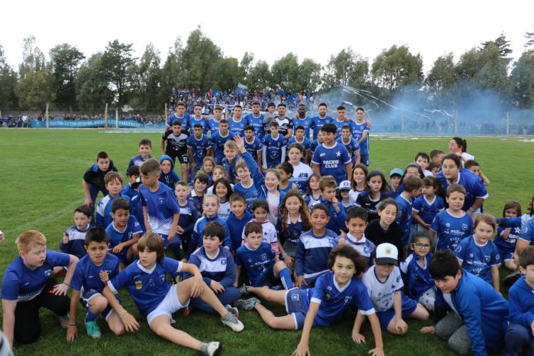 Racing con la Ley Penal es el Campeón 2022 de la Liga Regional de Futbol.