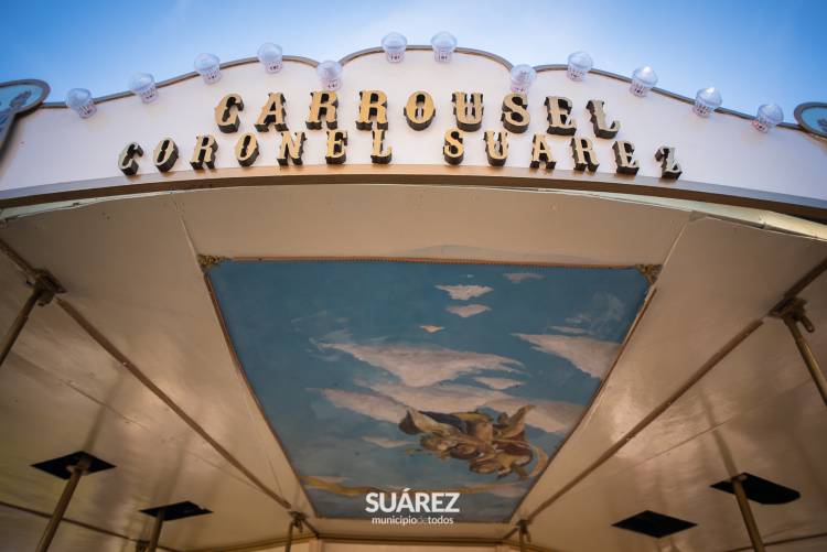 Inauguración del renovado Carrusel y juegos mecánicos en la plaza Tambor de Tacuarí