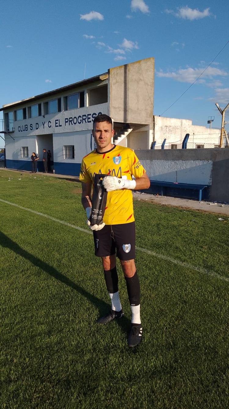 Boca Juniors y Blanco y Negro pasaron a cuartos de final del Torneo Clausura.