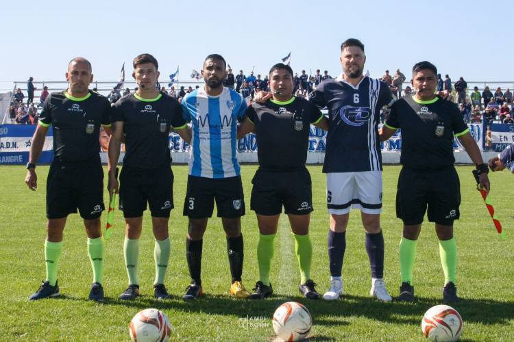 Boca Juniors y Blanco y Negro pasaron a cuartos de final del Torneo Clausura.
