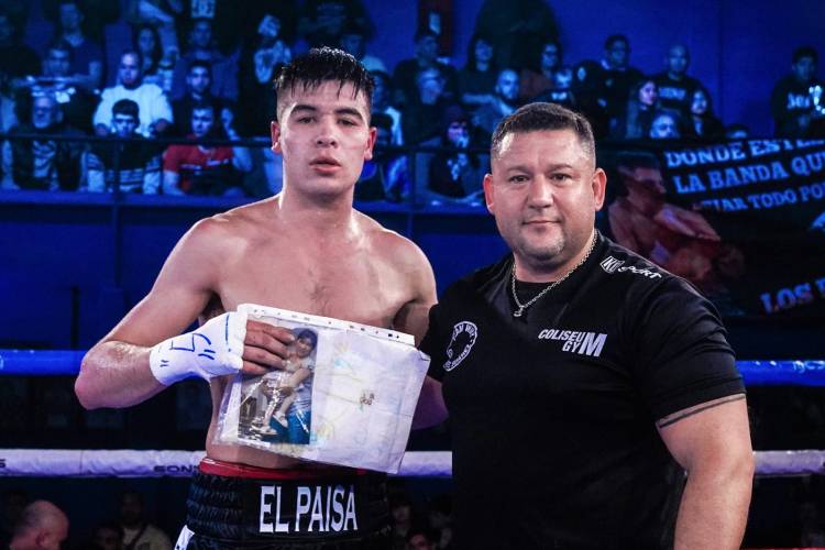 Triunfo de Santiago "El Paisa" Aliberti en la Federación de Box.