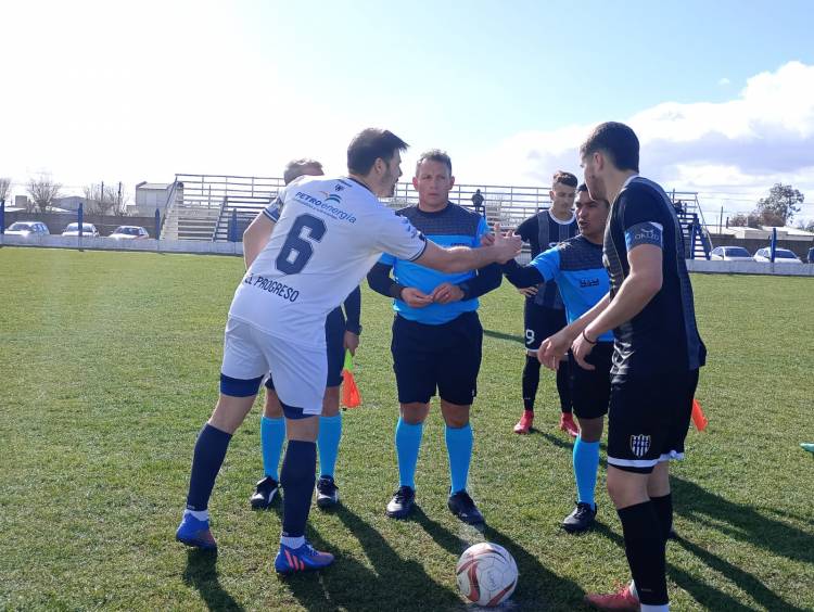 Se jugó la 2da fecha del Clausura y el protagonista fue el viento.