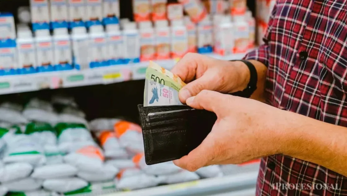 Por la baja del Impuesto PAIS, la inflación de septiembre sería inferior al 4% según las consultoras