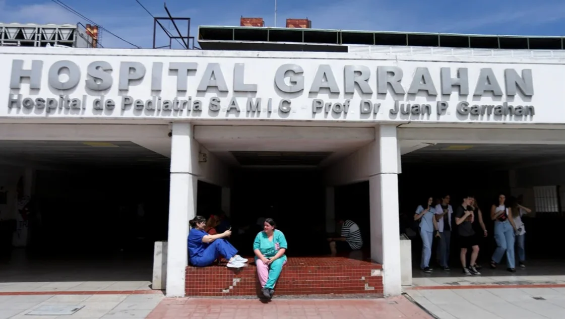 El Gobierno y los gremios se reúnen este miércoles por la crisis del Garrahan