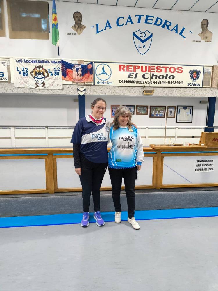 Las representantes de Coronel Suarez para el individual de Zarate