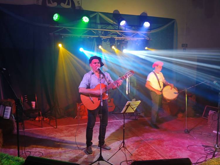 El festival de folclore a beneficio del Centro de Dia y Nancy Donoso fue un éxito