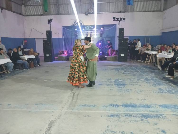 El festival de folclore a beneficio del Centro de Dia y Nancy Donoso fue un éxito