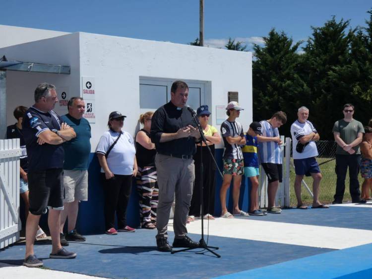 El Club El Progreso de pueblo Santa Maria inauguro la temporada de pileta 25/26