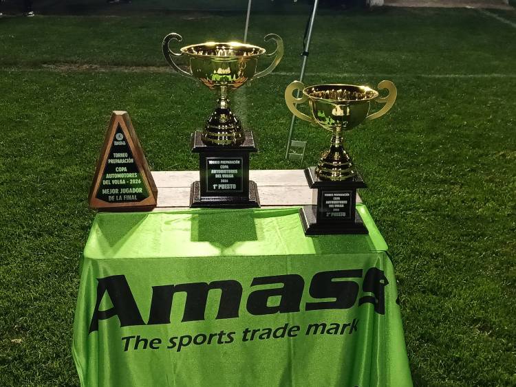 Blanco y Negro Campeón de la Copa de Verano