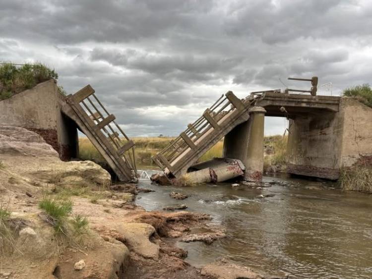 ATENCIÓN: TRÁNSITO INHABILITADO EN PUENTE DEL CAMINO REAL ARROYO VENADO – CARHUÉ