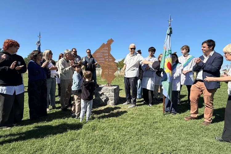 A 50 años del golpe cívico-militar, Coronel Suárez y Huanguelén unidos en el “Nunca Más”