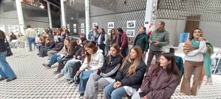 "Territorios que cuidan" ahora en Cnel Suárez. 