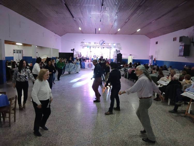 Festival Folclórico Suárez Late en San Martin de Santa Trinidad