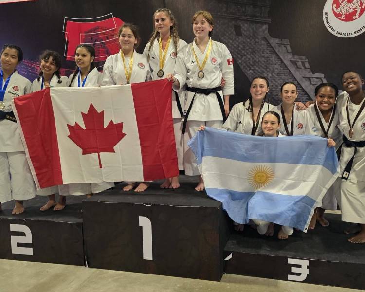 Nueve medallas para Coronel Suárez en la 5ª Copa Mundial de la Federación Internacional de Karate 