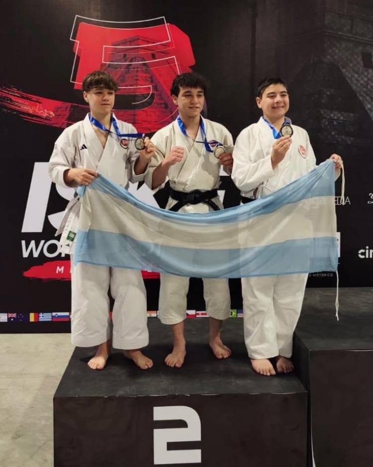 Nueve medallas para Coronel Suárez en la 5ª Copa Mundial de la Federación Internacional de Karate 