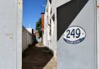 La peor pesadilla: una abuela se despertó con tres ladrones en su habitación