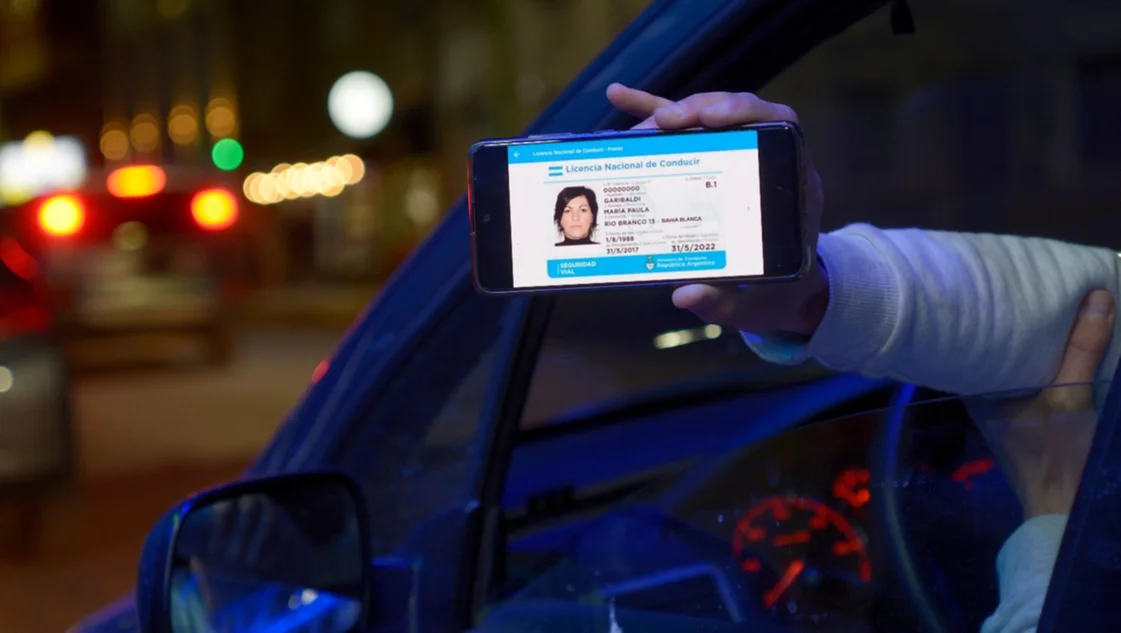 Quienes adeuden la cuota alimentaria no podrán renovar la licencia de conducir