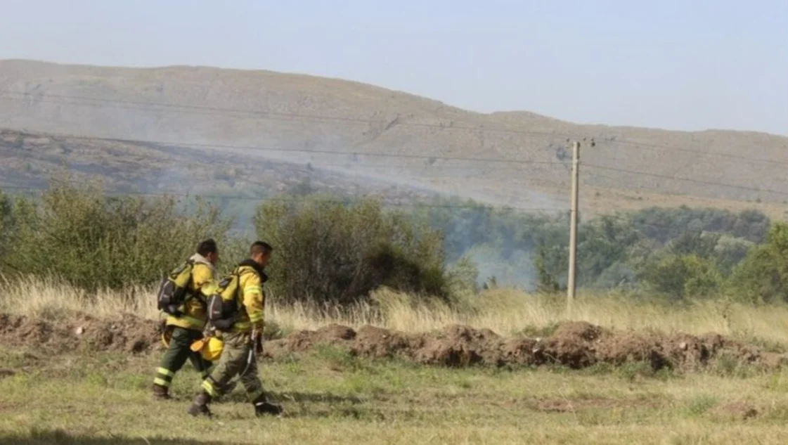 Estiman que el fuego afectó unas 600 hectáreas en Sierra de la Ventana
